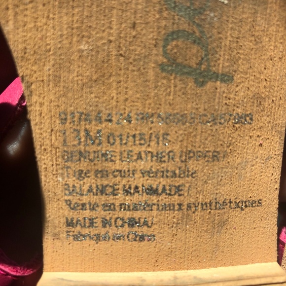 Peek Little Kids Fushcia Strappy Leather Sandals - Picture 7 of 7